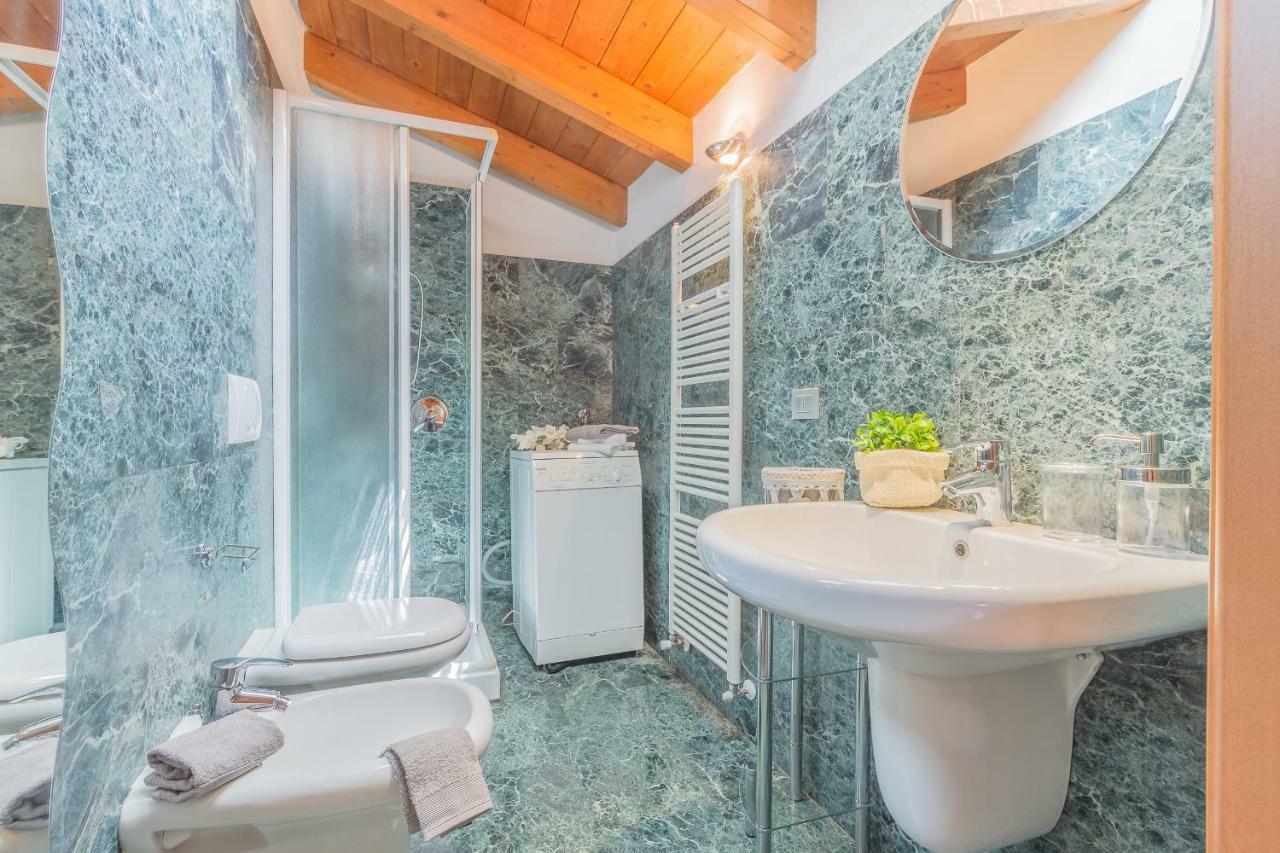 ヴァレンナCasa Del Tiglioアパートメント エクステリア 写真